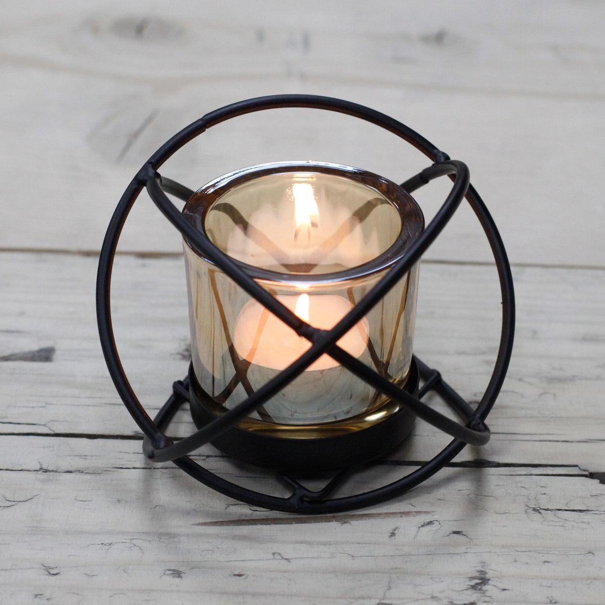 Lumière de Table – Bougeoir votive en fer